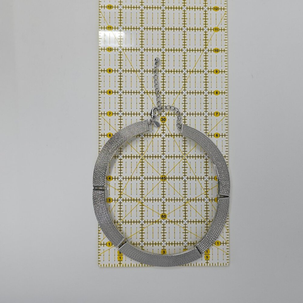 Chico’s Silver Tone Statement Collar Necklace Tex… - image 8